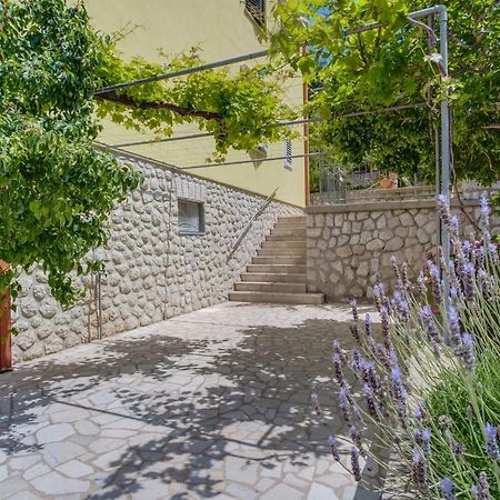 Sheshe Apartment Mali Lošinj Exterior foto