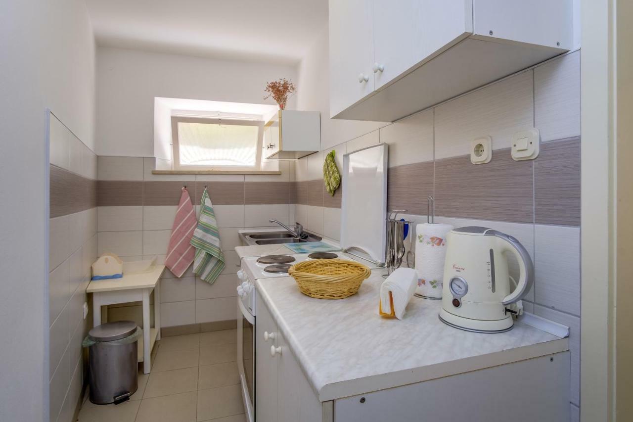 Sheshe Apartment Mali Lošinj Exterior foto