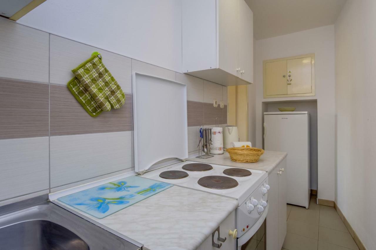 Sheshe Apartment Mali Lošinj Exterior foto
